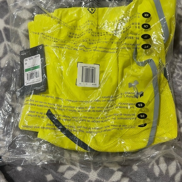 NWT Under Armour Women's Fly by 2.0 Running Shorts Size Large Yellow - Picture 5 of 5